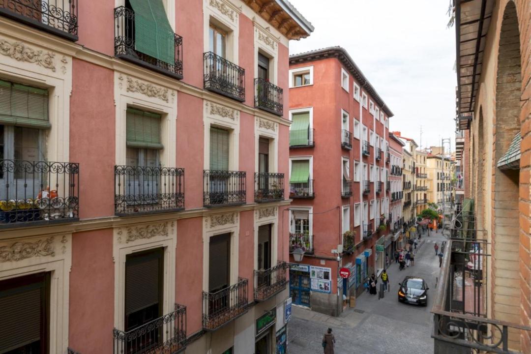 3 Bedrooms 1 Bathroom Furnished - Lavapies- Mintystay Madrid Ngoại thất bức ảnh